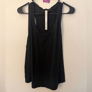 GUC Lululemon Basic Black Athletic Tank Top Size 12 (Crisp Rip Tag)